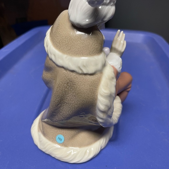 LLADRO A CHRISTMAS WISH 
ITEM #01005711….. excellent condition, no chips, no box - Picture 7 of 11